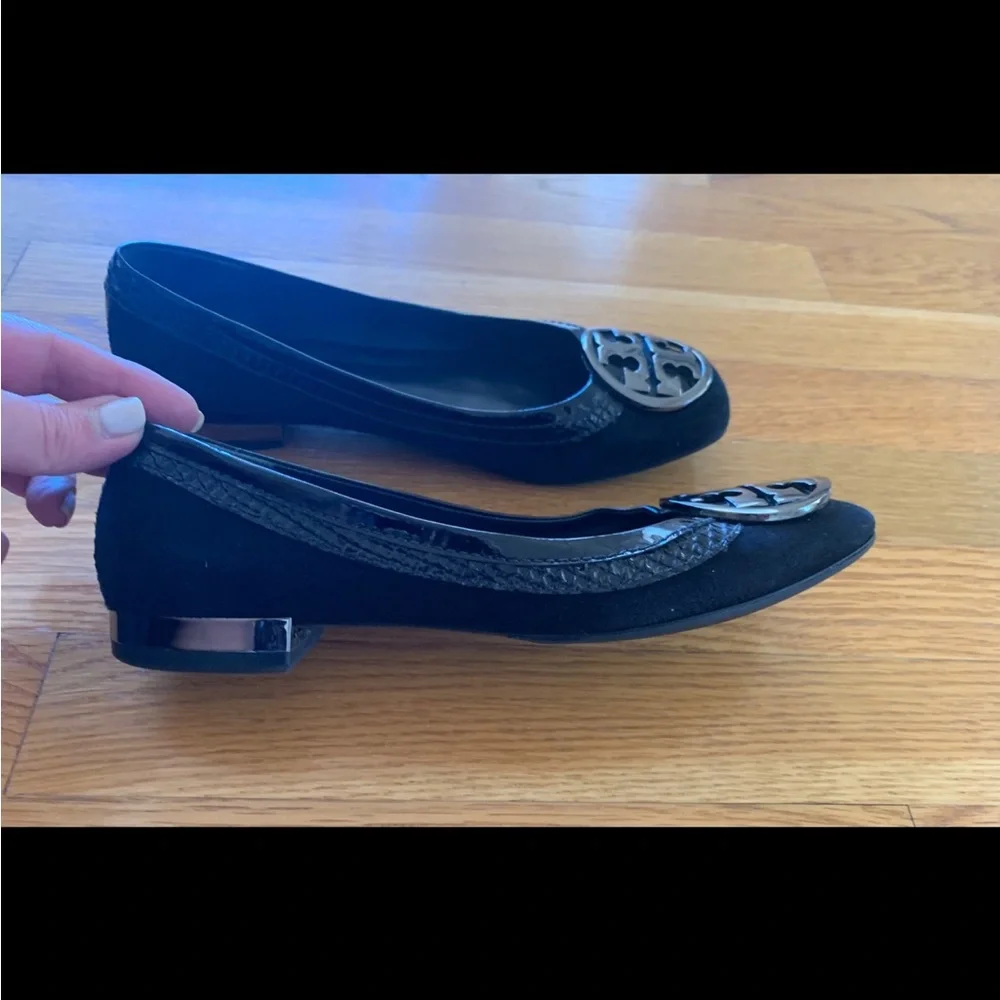 Tory Burch Womens Square Toe Black Swede Patent Logo Ballet Flats Shoes Sz 7.5 M